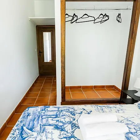 Hn Romero 58 Kır Evi *